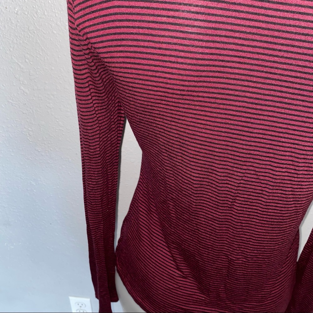 Active Basic Turtleneck - Picture 7 of 11